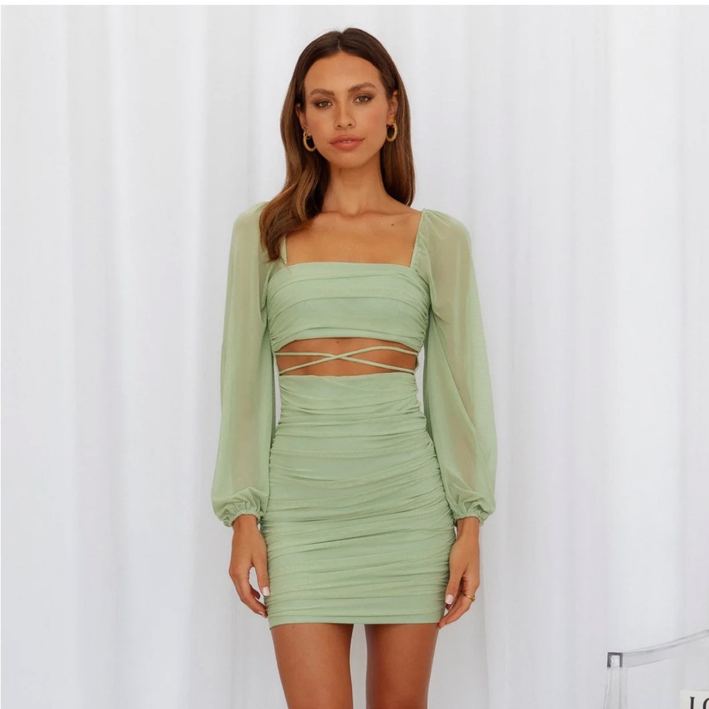 NWT Hello Molly Long Flight Green Long Sleeve Mini Dress